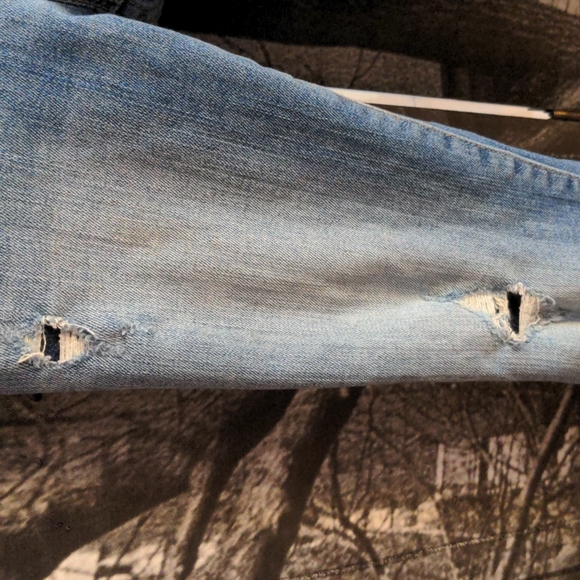 GAP ripped look girl jeans 👖 - Picture 3 of 6